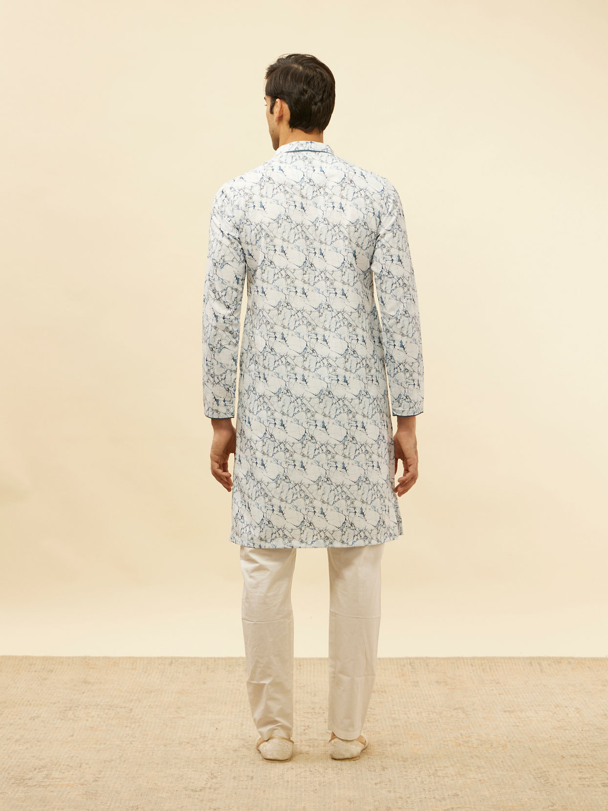 Manyavar Men Daisy White Marble Print Kurta Set