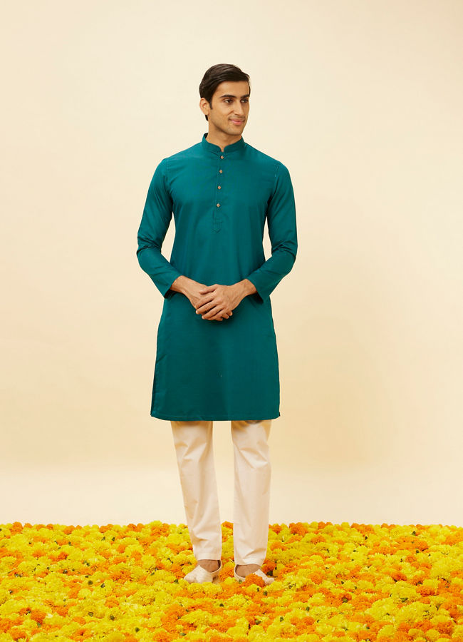 alt message - Manyavar Men Teal Green Classic Kurta Set image number 2