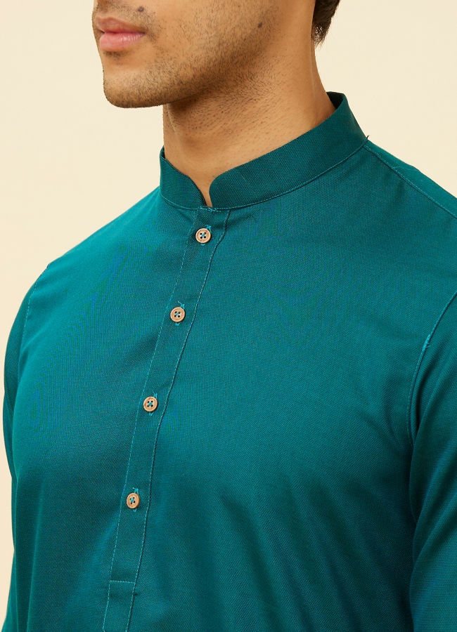 alt message - Manyavar Men Teal Green Classic Kurta Set image number 1