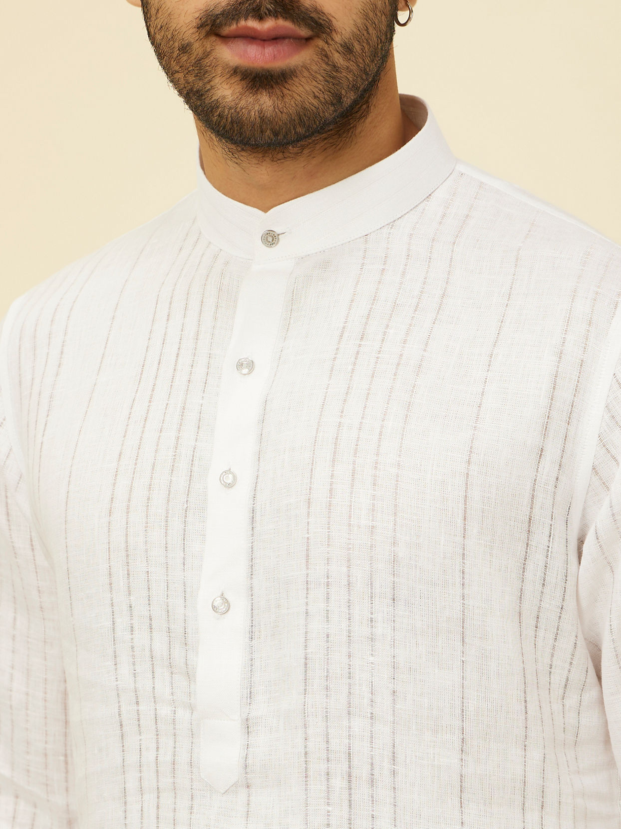 alt message - Manyavar Men Classic White Self Striped Patterned Kurta image number 1