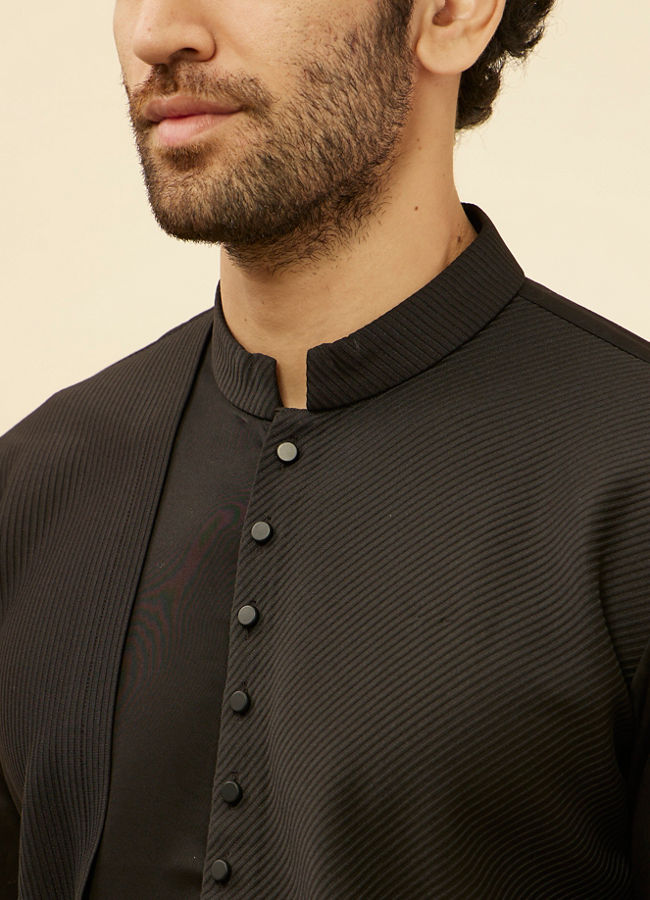 Manyavar Men Kohl Black Textured Kurta