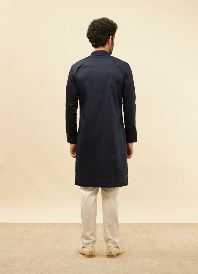 alt message - Manyavar Men Navy Blue Textured Kurta image number 3