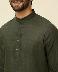 Manyavar Men Dark Green Square Grid Printed Kurta