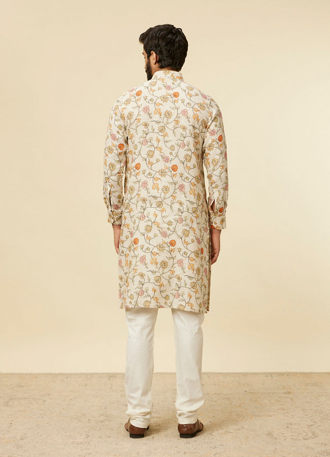 alt message - Manyavar Men Beige Bel Buti Patterned Kurta image number 4