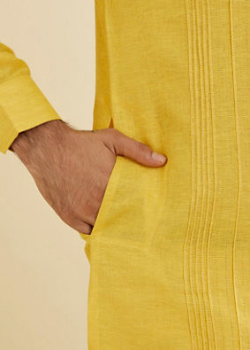 Manyavar Men Sunshine Yellow Linen Kurta image number 3