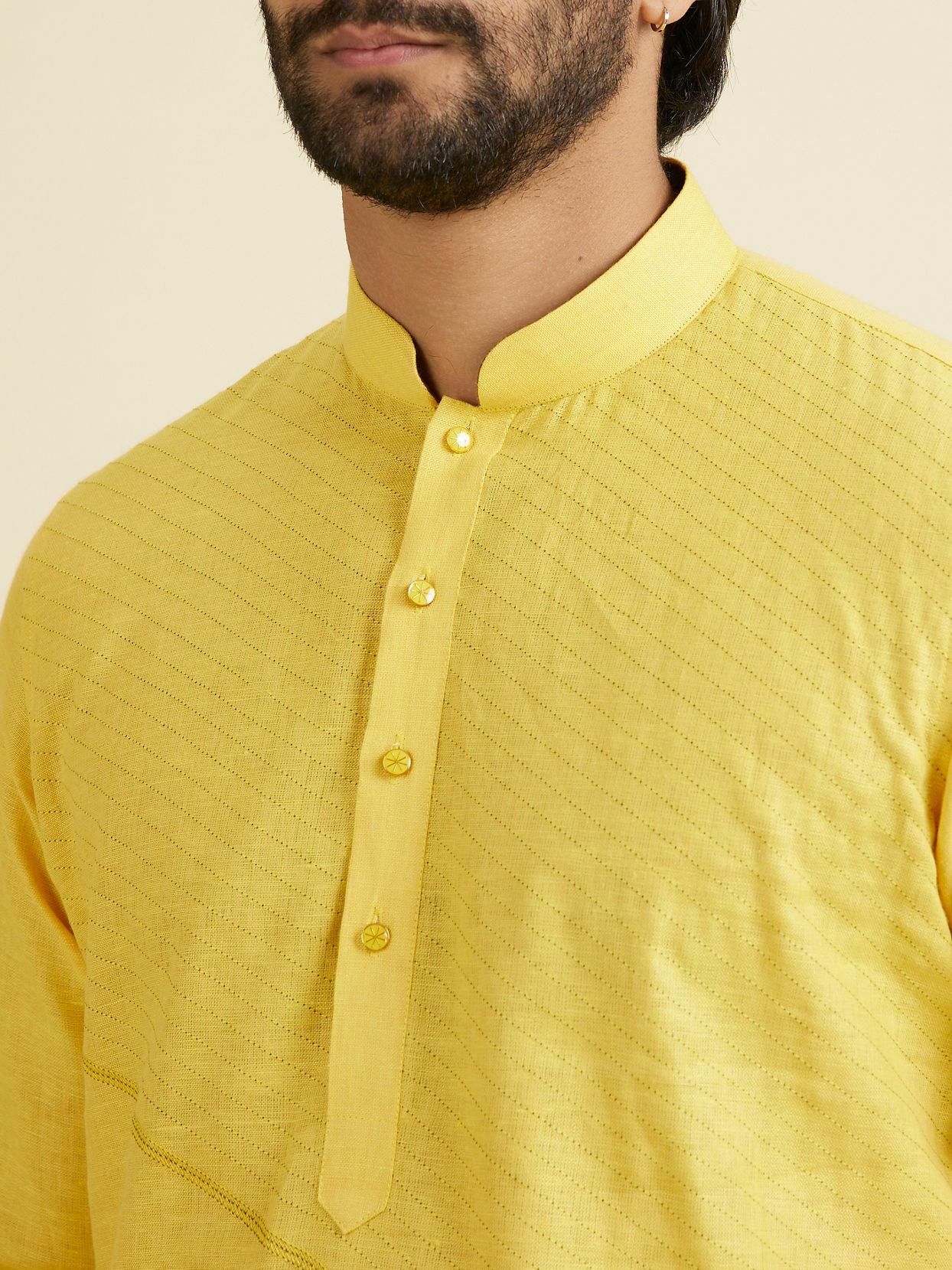 Manyavar Men Sunshine Radiance Linen Kurta