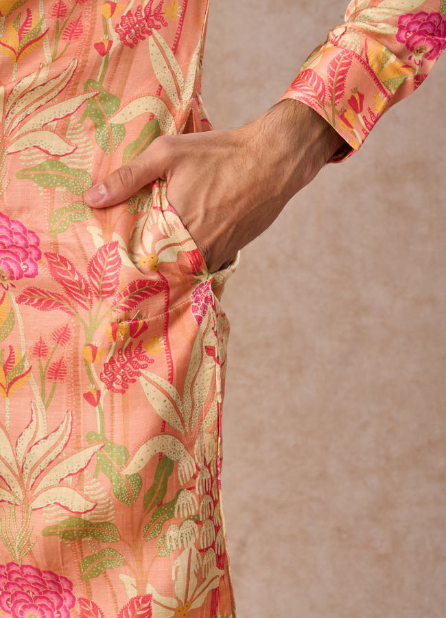 Manyavar Men Peach Satin Elegance Kurta