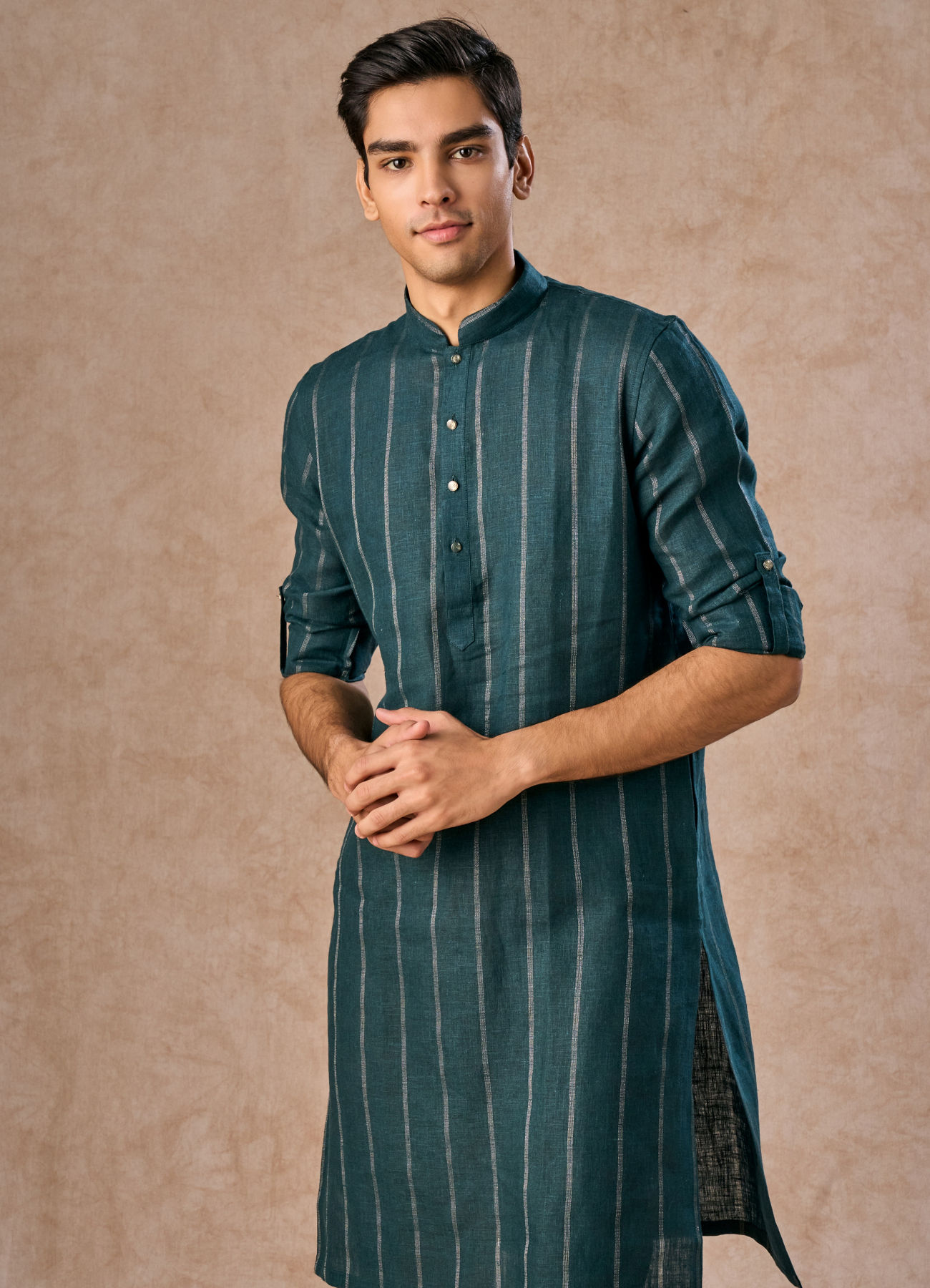 Manyavar Men Elegant Teal Blue Linen Kurta