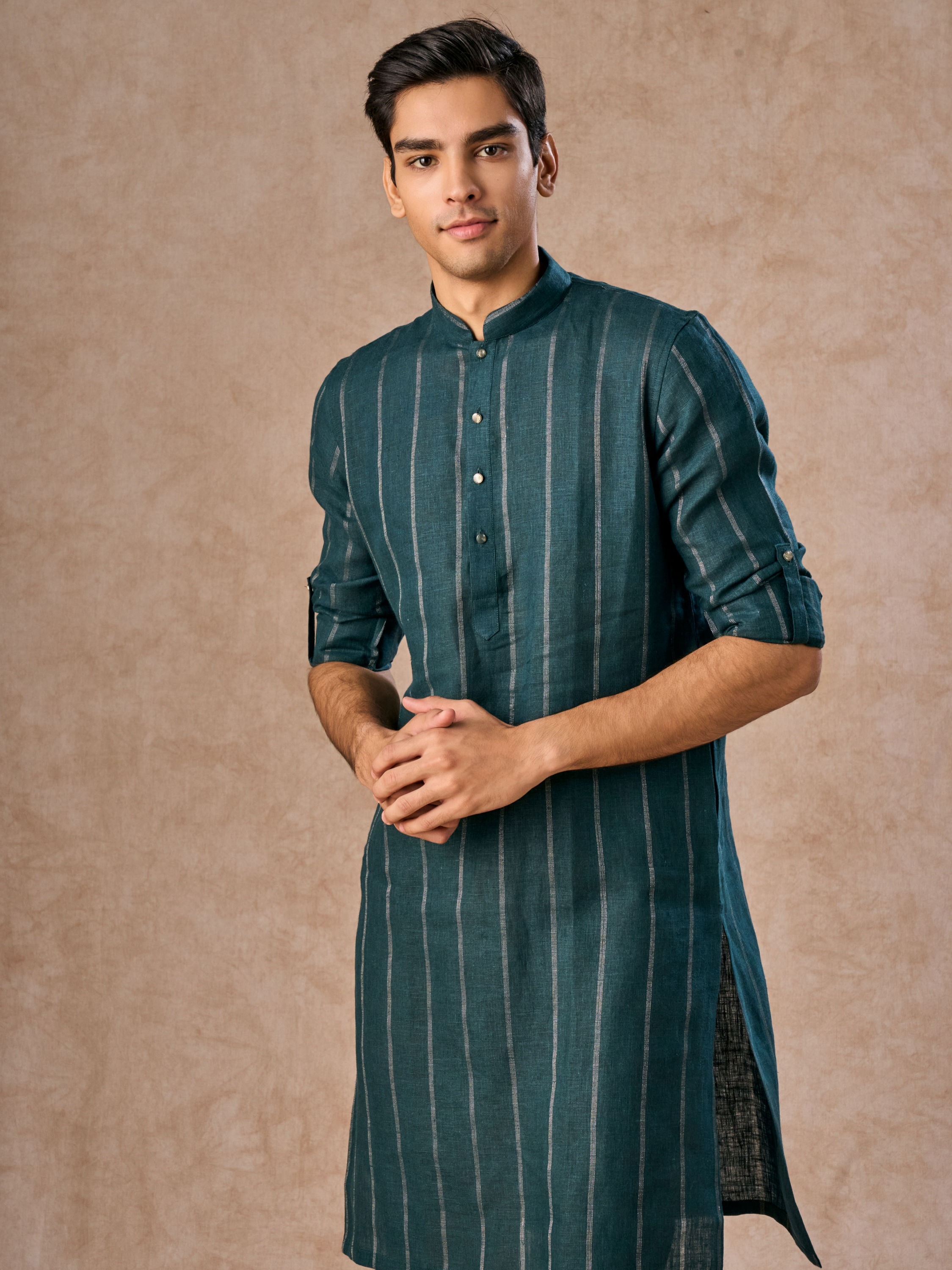 Manyavar Men Elegant Teal Blue Linen Kurta