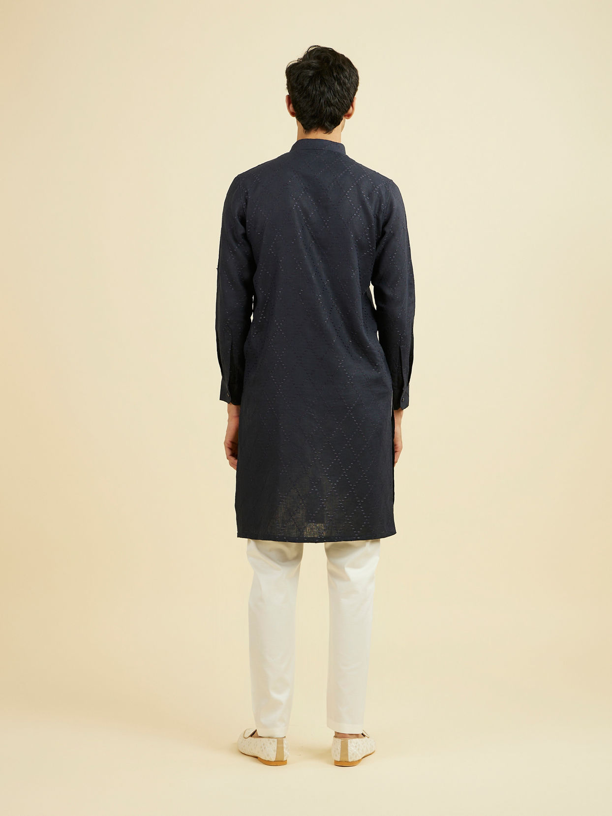 Manyavar Men Elegant Dark Blue Linen Kurta