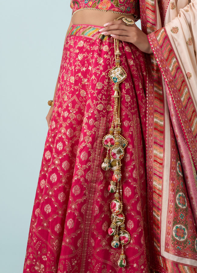 Mohey Women Rani Art Silk Lehenga Set