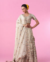 Mohey Women Dreamy Cream Elegance Bridal Lehenga