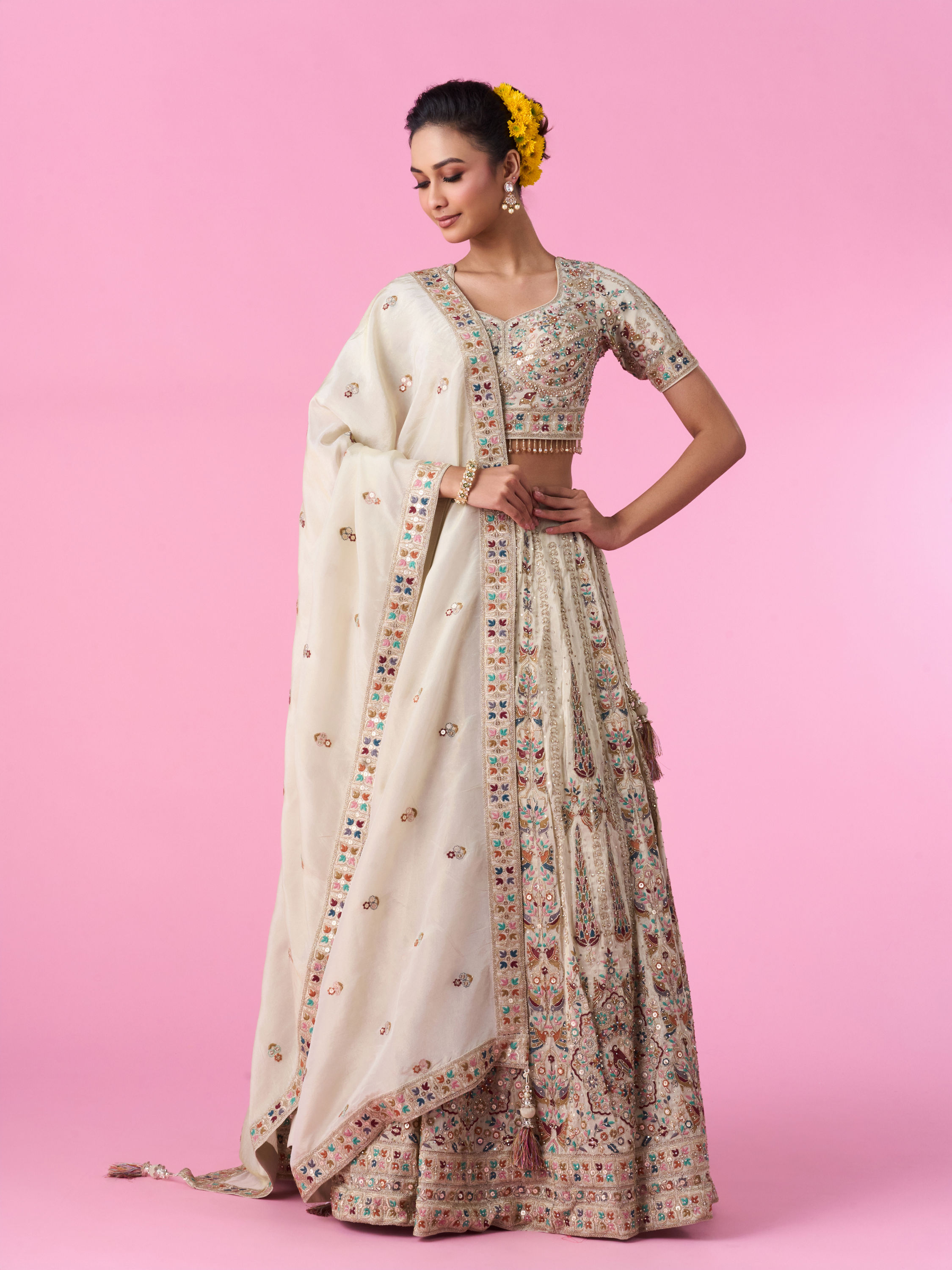 Mohey Women Dreamy Cream Elegance Bridal Lehenga