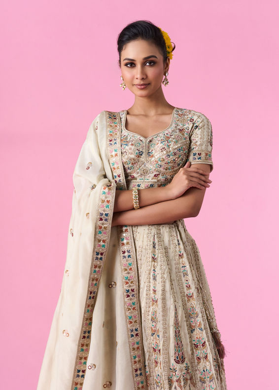 Mohey Women Dreamy Cream Elegance Bridal Lehenga