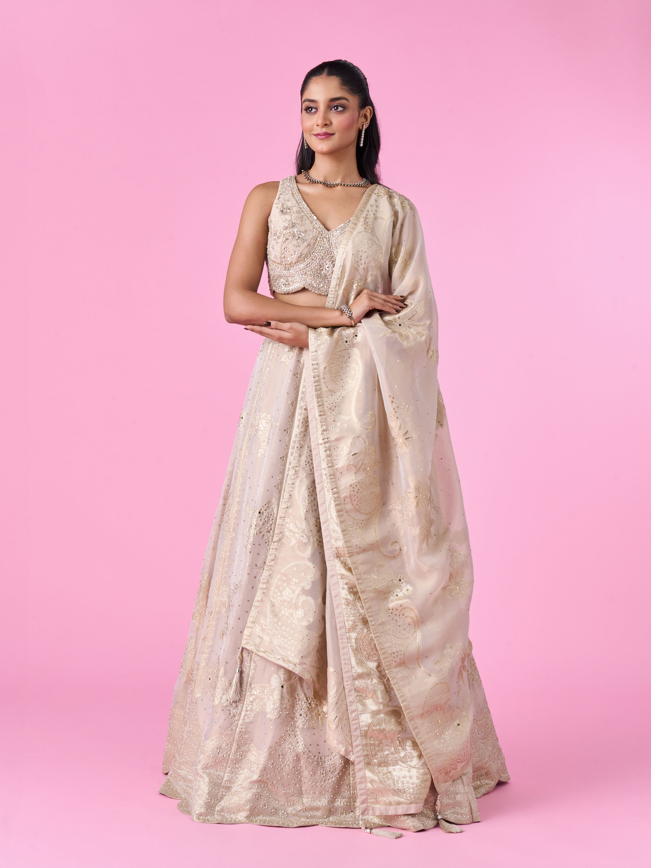 Mohey Women Cream Hues Dreamy Lehenga