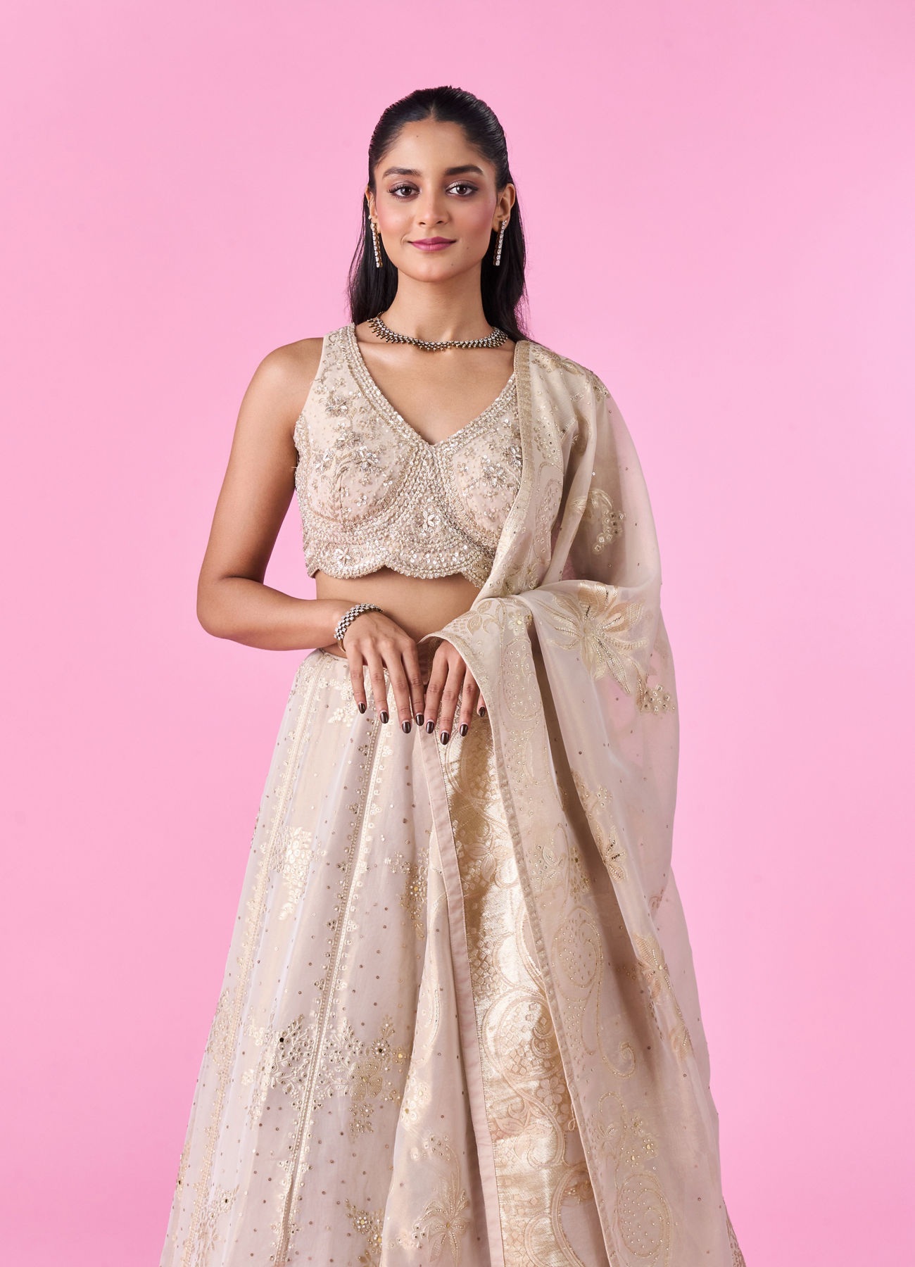 Mohey Women Cream Hues Dreamy Lehenga