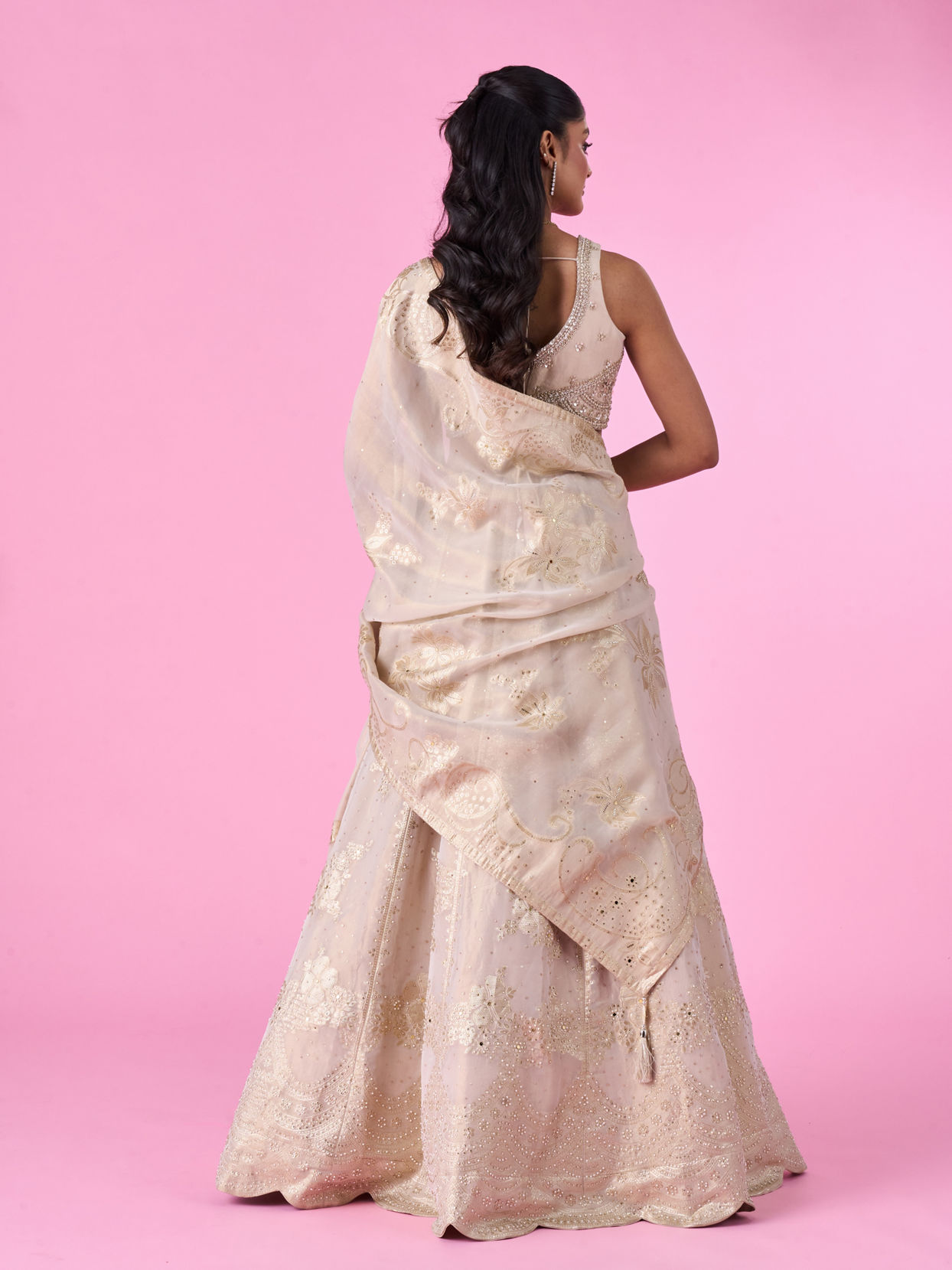 Mohey Women Cream Hues Dreamy Lehenga