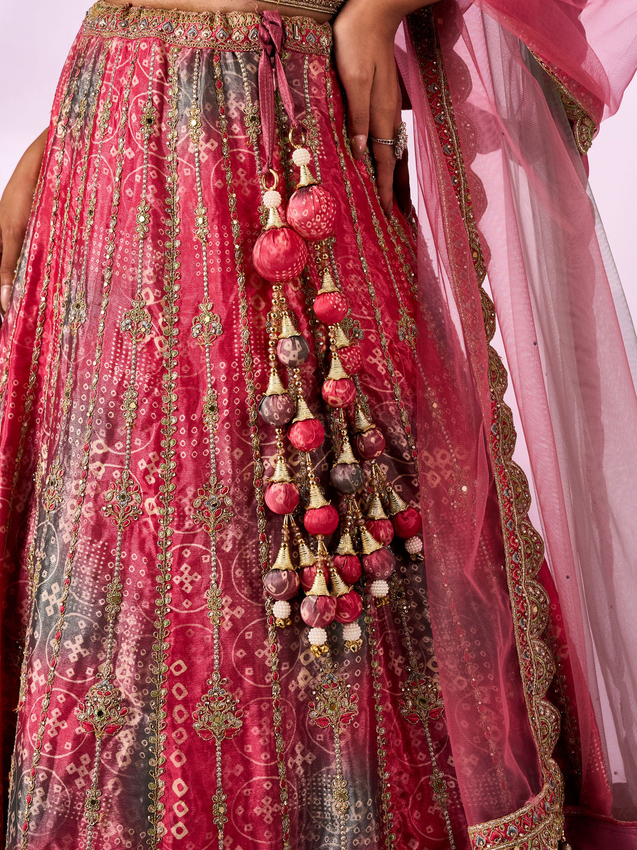 Mohey Women Pink Chinon Lehenga with Mirror Work