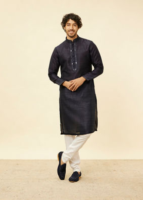 alt message - Manyavar Men Midnight Blue Sequinned Jaal Patterned Kurta Jacket Set image number 2