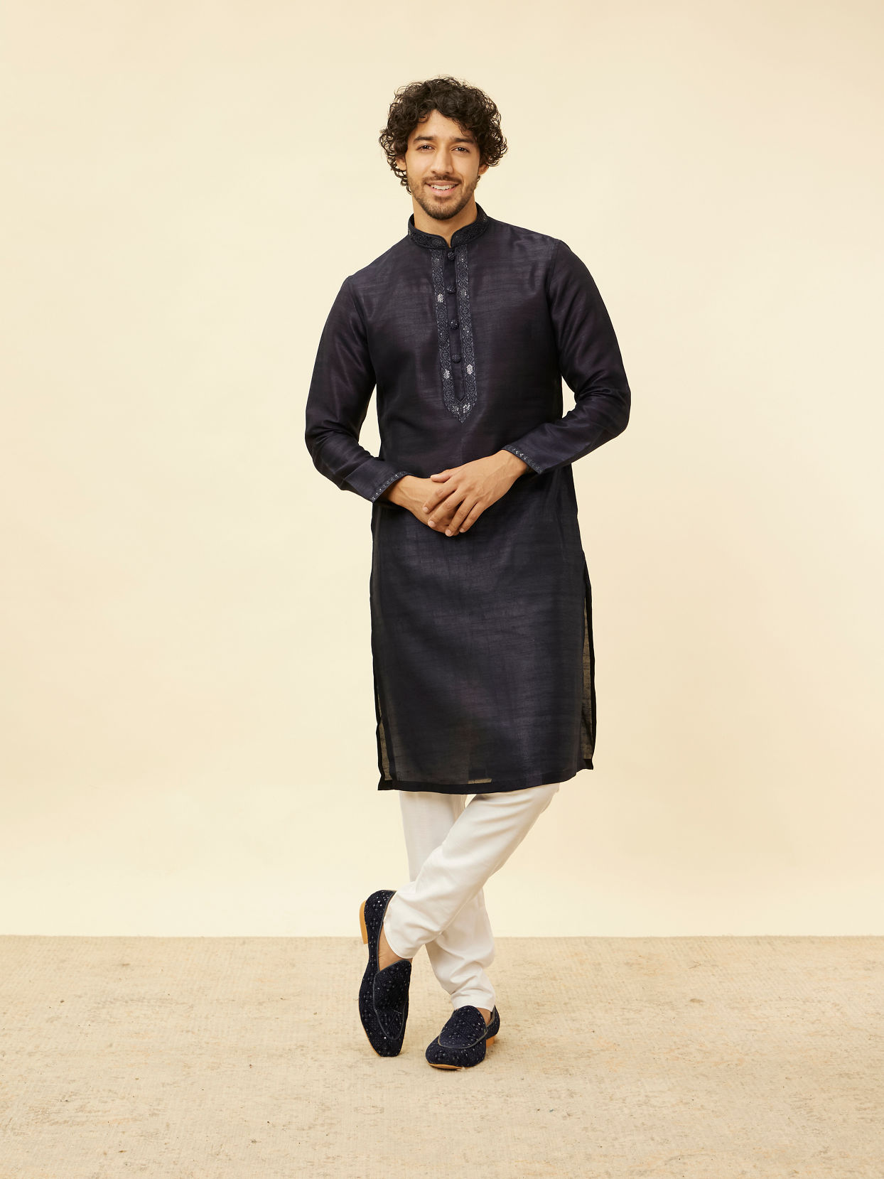 Manyavar Men Midnight Blue Sequinned Jaal Patterned Kurta Jacket Set image number 2