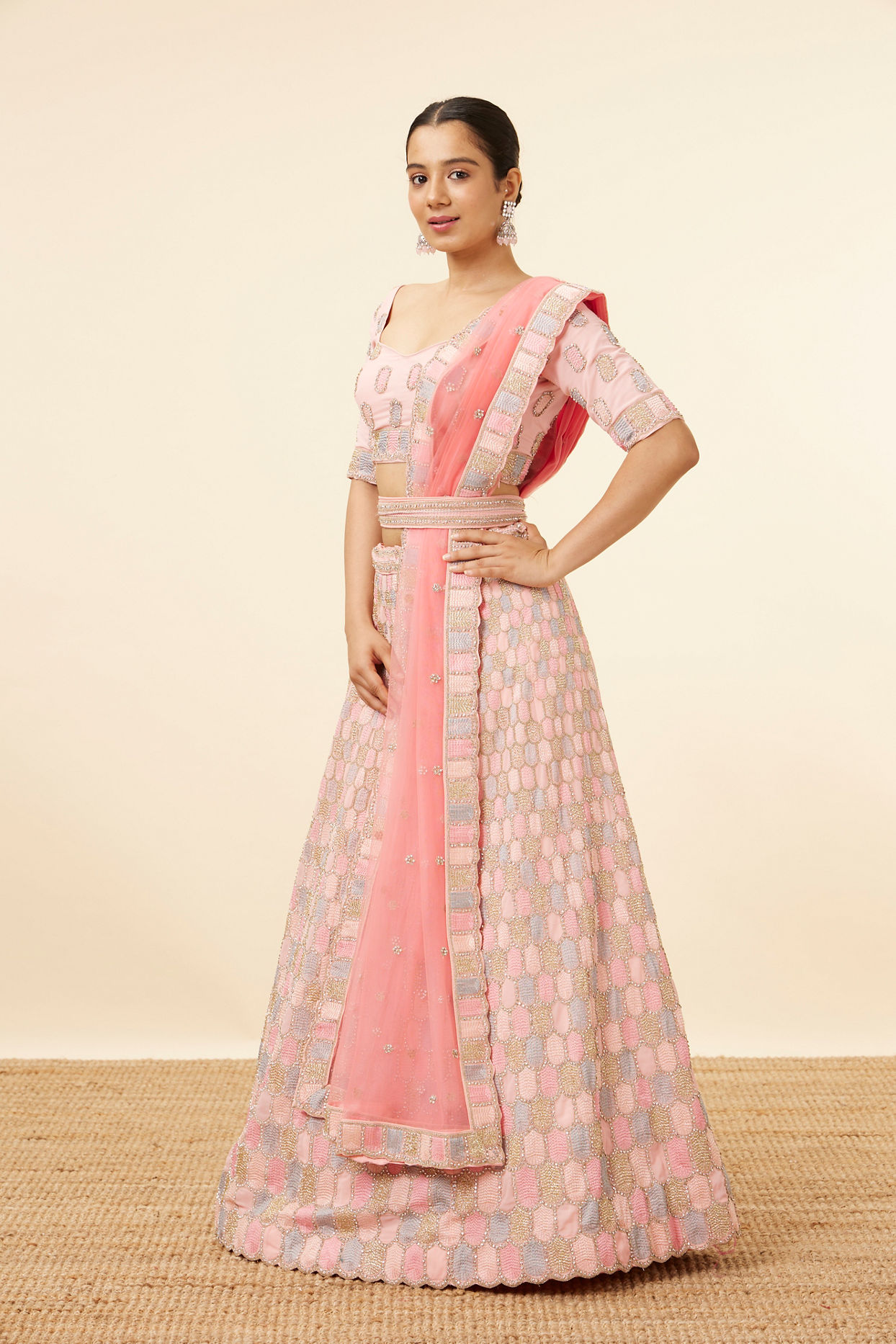 alt message - Mohey Women Peach Pink Honeycomb Patterned Lehenga image number 2