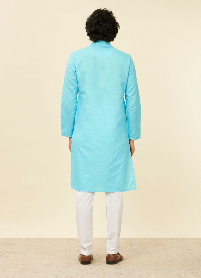 alt message - Manyavar Men Ocean Blue Self Design Kurta Set image number 5