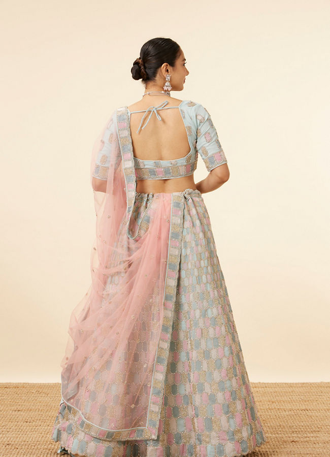 alt message - Mohey Women Sea Green Honeycomb Patterned Lehenga image number 3