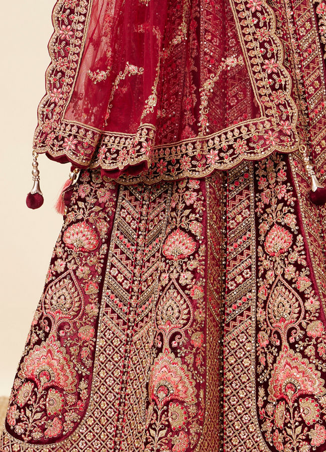 Mohey Women Maroon Embellished Bridal Lehenga