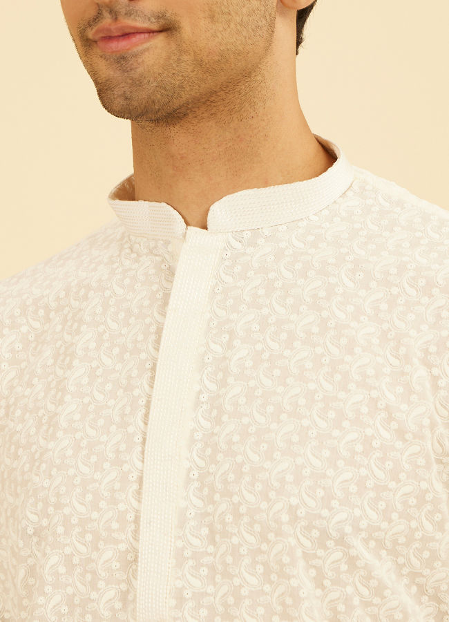 Manyavar Men Off White Thread Embroidered Kurta Set