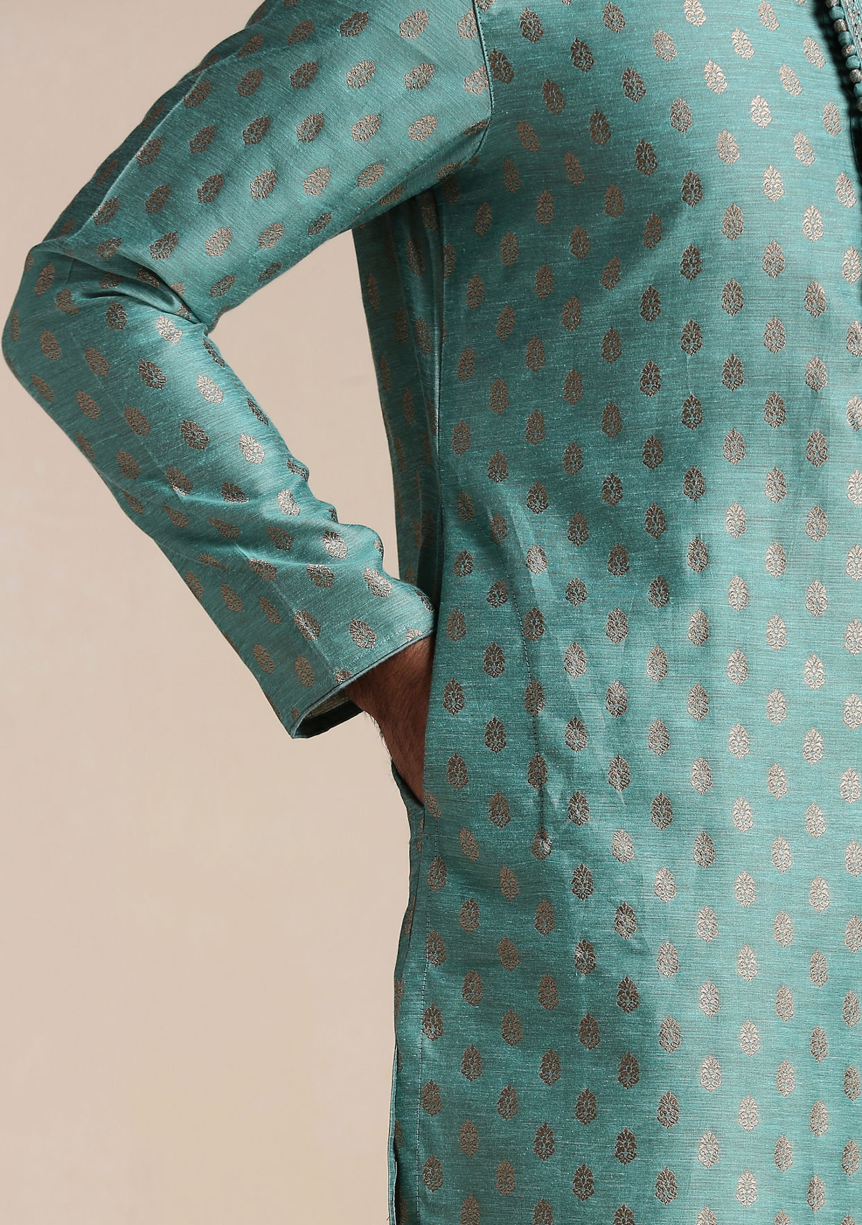 alt message - Manyavar Men Teal Green Jacquard Patterned Kurta Set image number 2