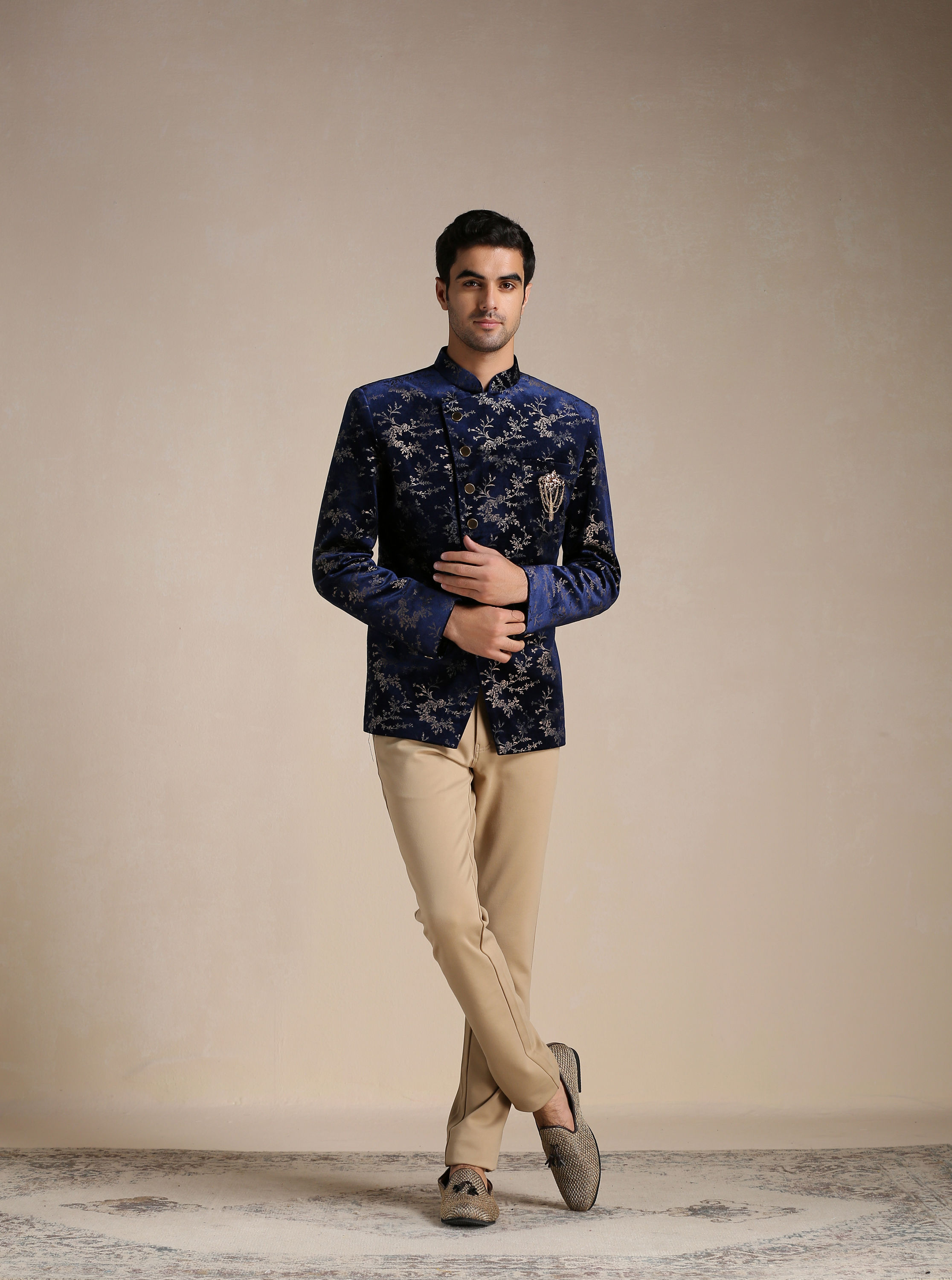 Manyavar Men Neon Navy Blue Botanical Print Indo Western Set