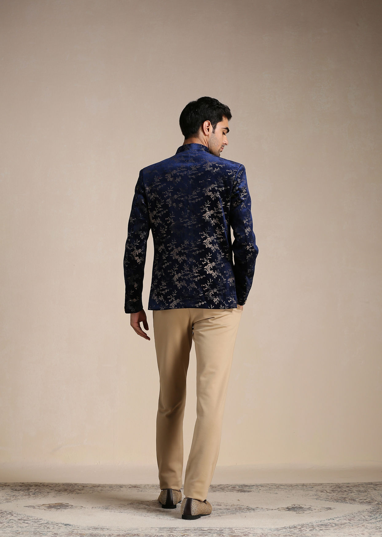 Manyavar Men Neon Navy Blue Botanical Print Indo Western Set