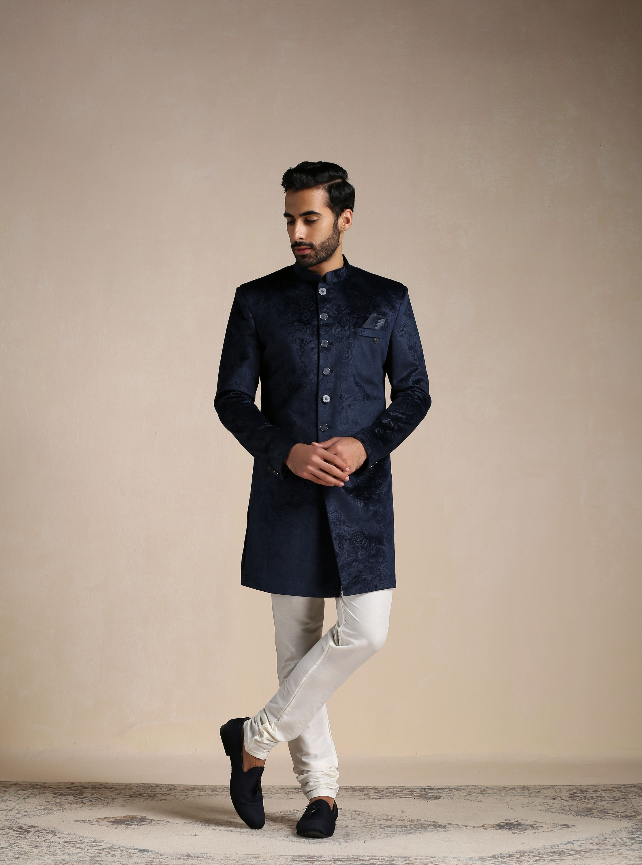 Manyavar Men Navy Blue Paisley Patterned Indo Western Set