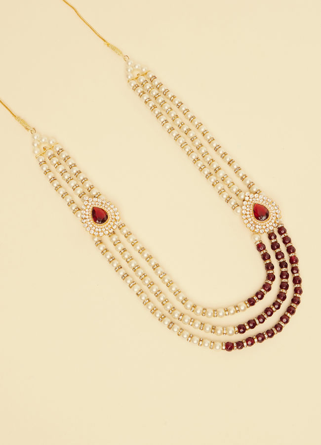 alt message - Manyavar Men Ruby Red Stone and Pearl Brooch Detailed Mala image number 0