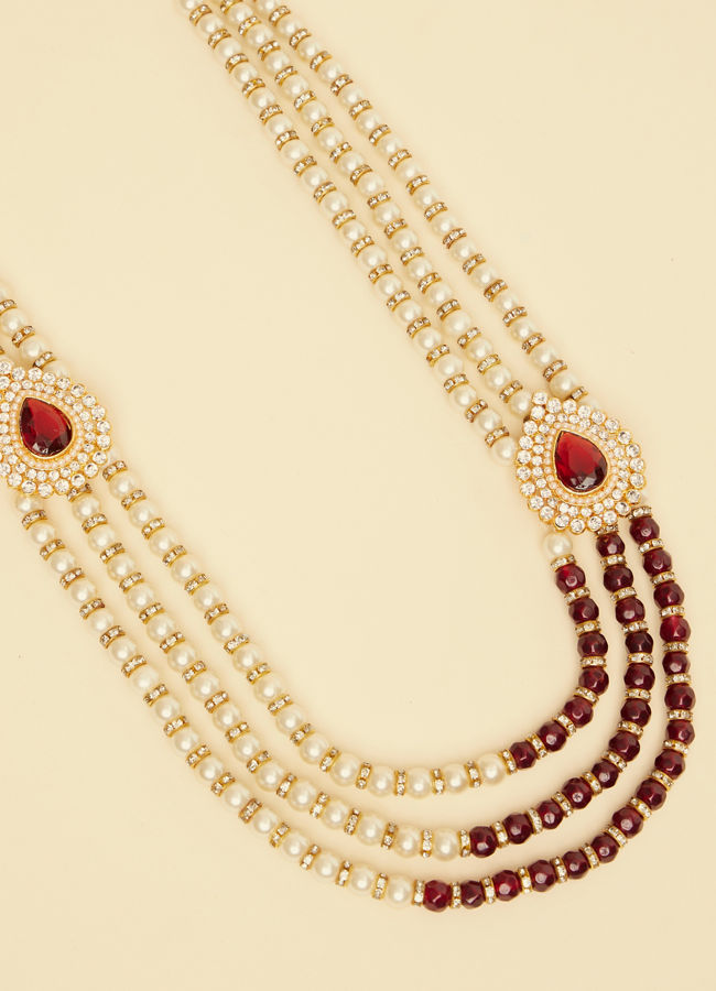 alt message - Manyavar Men Ruby Red Stone and Pearl Brooch Detailed Mala image number 1