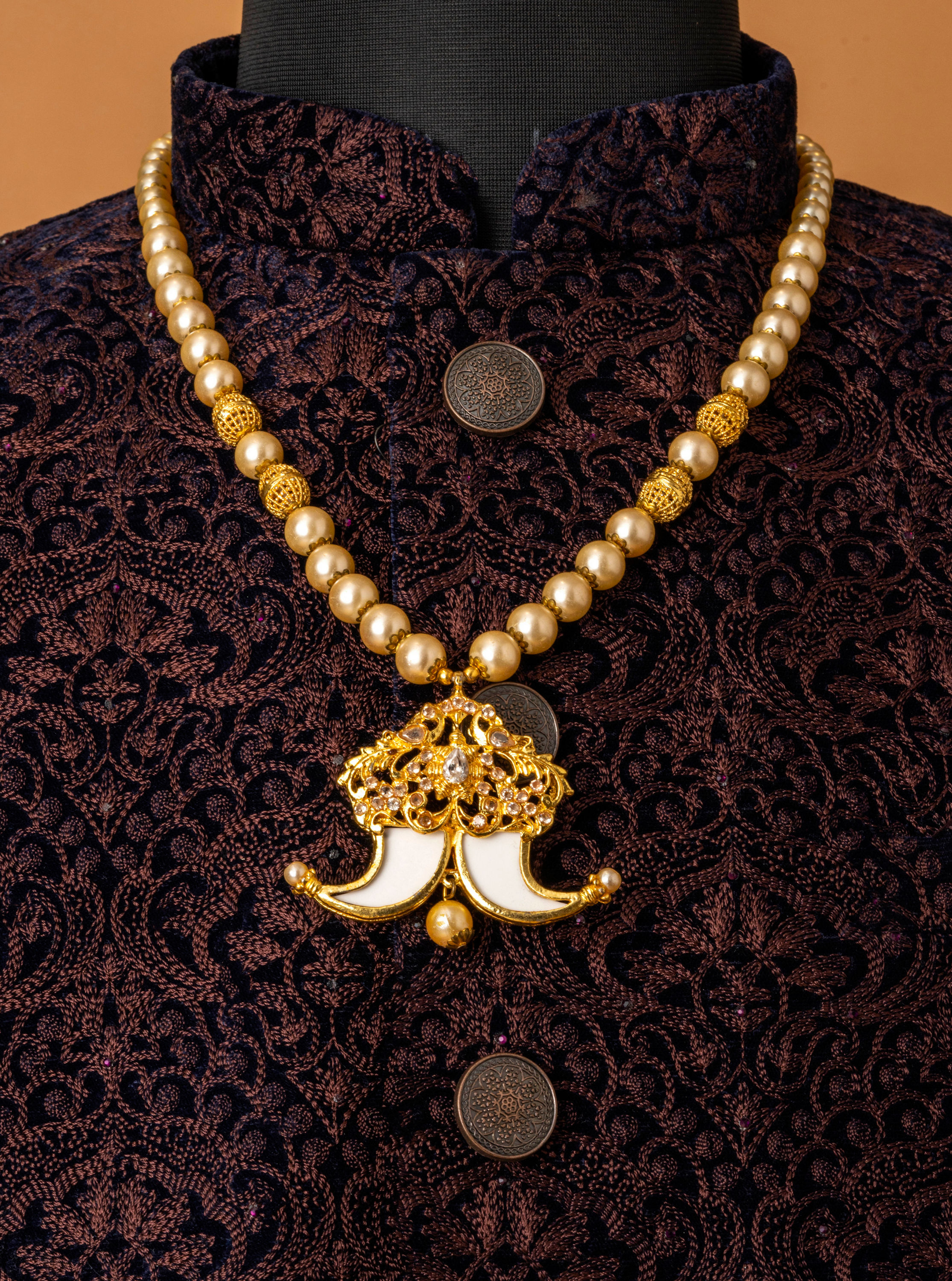 Manyavar Men Beige Layered Mala Necklace with Pearl