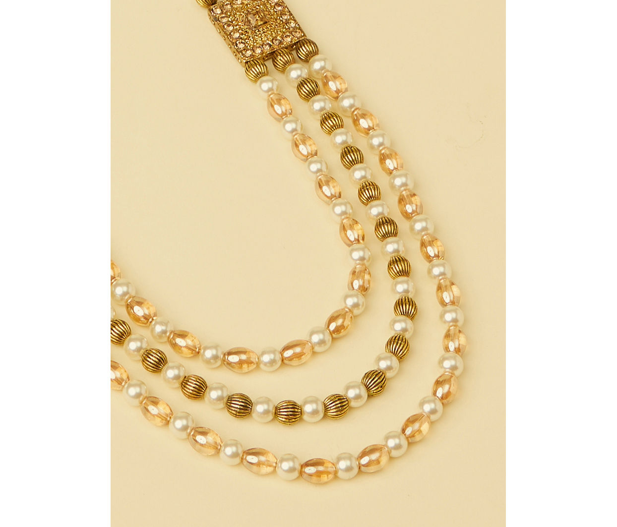 alt message - Manyavar Men Pearl and Stone Pendant Mala image number 1