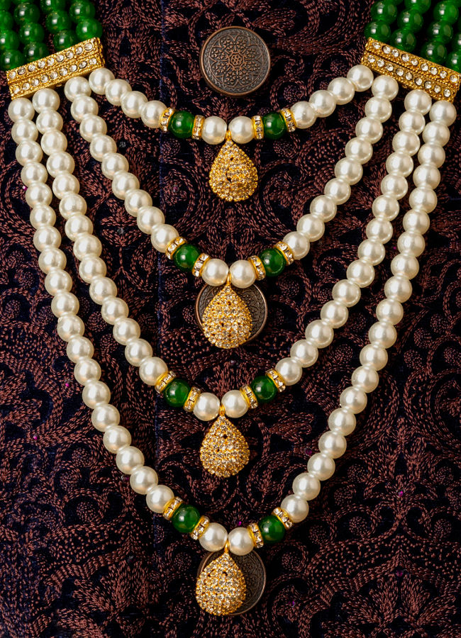 Manyavar Men Dark Green Majestic Mala
