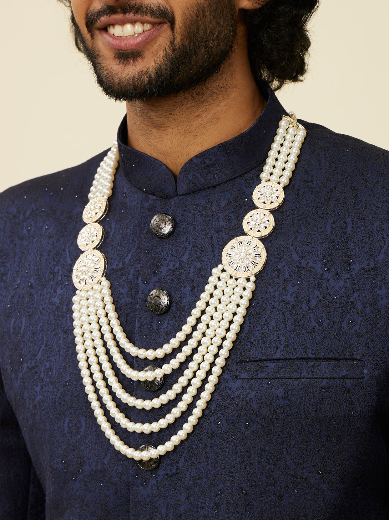 alt message - Manyavar Men Pearl and Cream Stone Ornate Mala image number 2