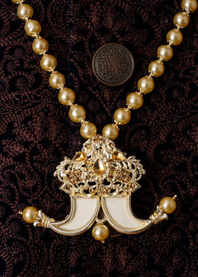 Manyavar Men Beige Delight Mala