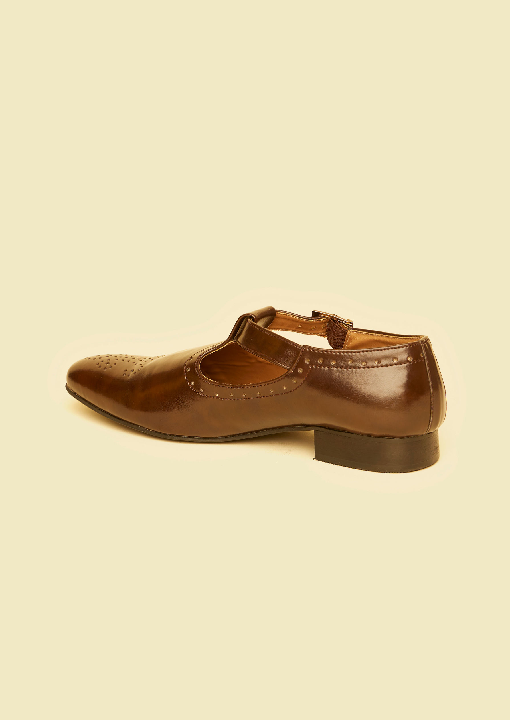 Twamev Men Elegant Brown Jooti