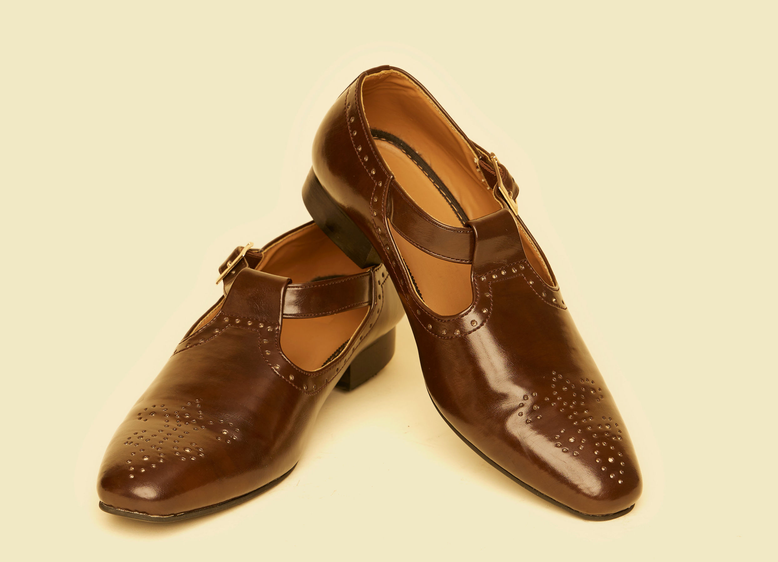 Twamev Men Elegant Brown Jooti