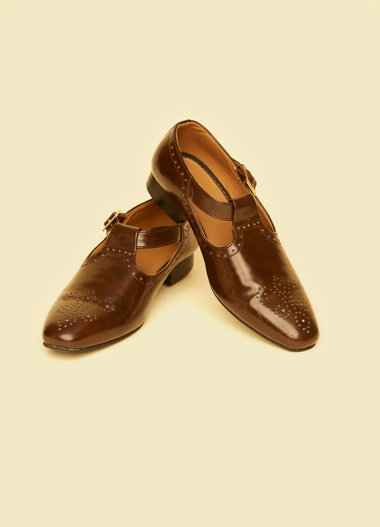 Twamev Men Elegant Brown Jooti