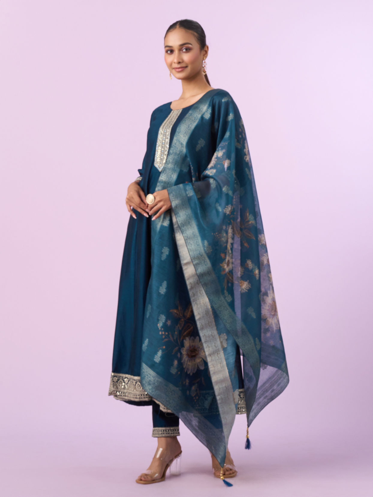 Mohey Women Tantalizing Teal Blue Anarkali Suit