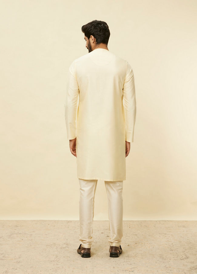 alt message - Manyavar Men Sand Beige Bandhgala Kurta image number 4