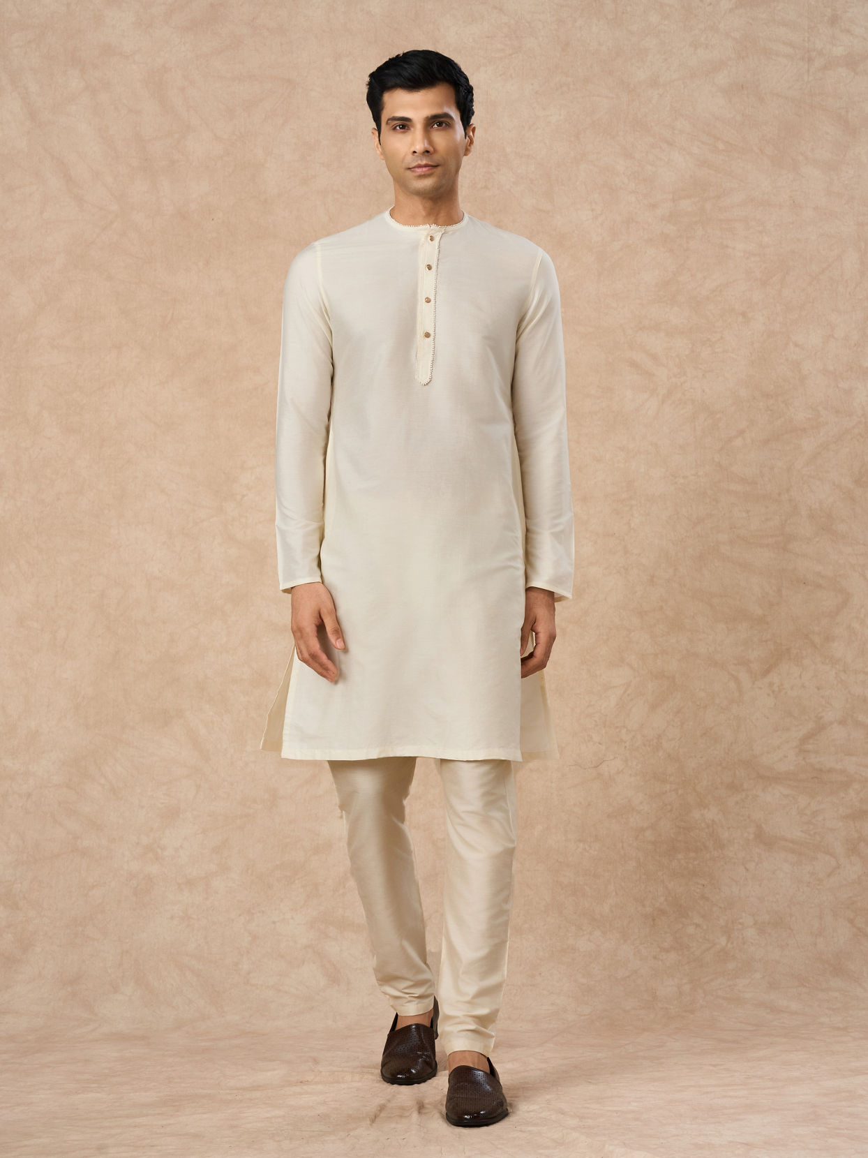 Manyavar Men Cream Blended Viscose Kurta