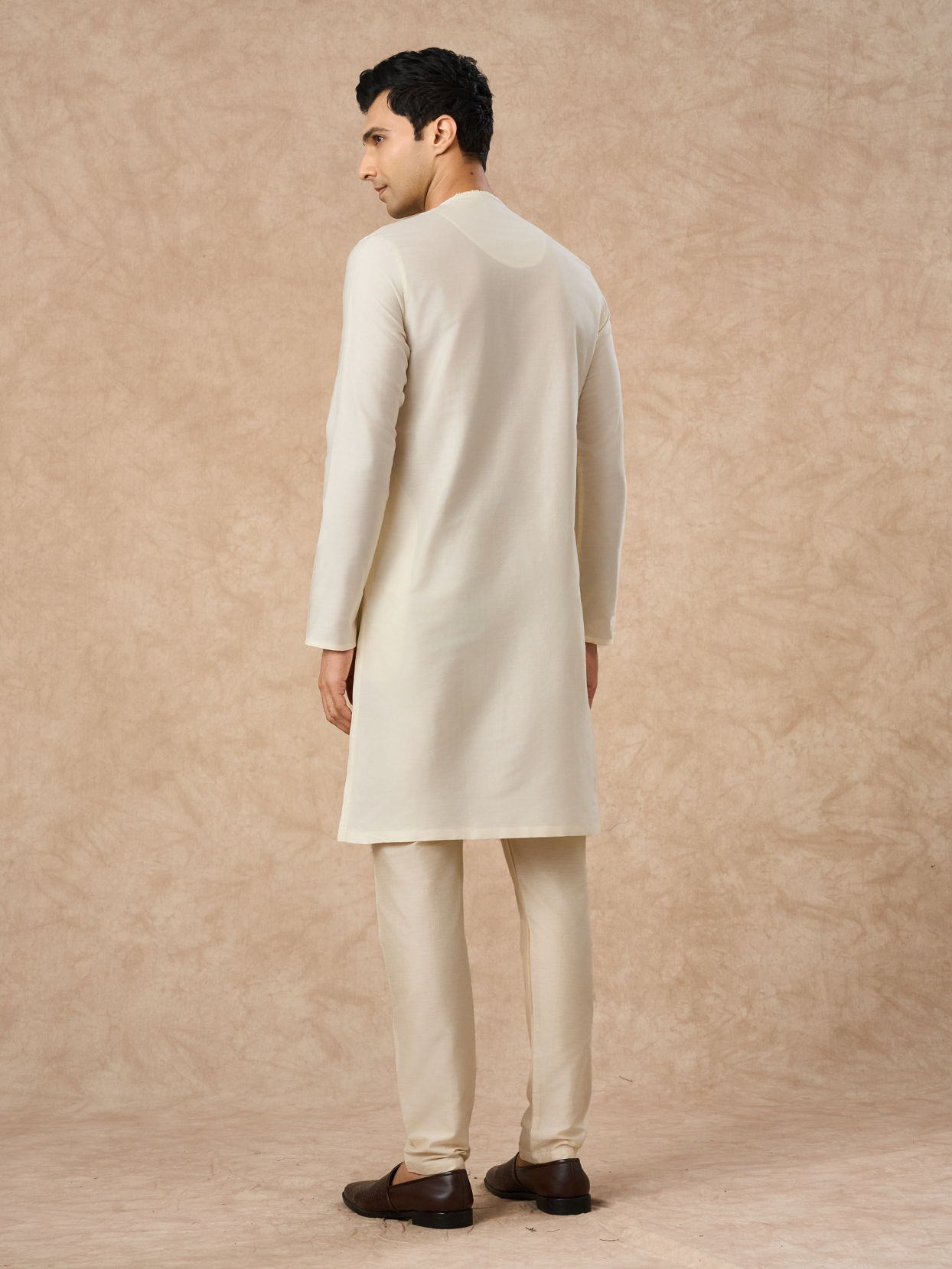 Manyavar Men Cream Blended Viscose Kurta