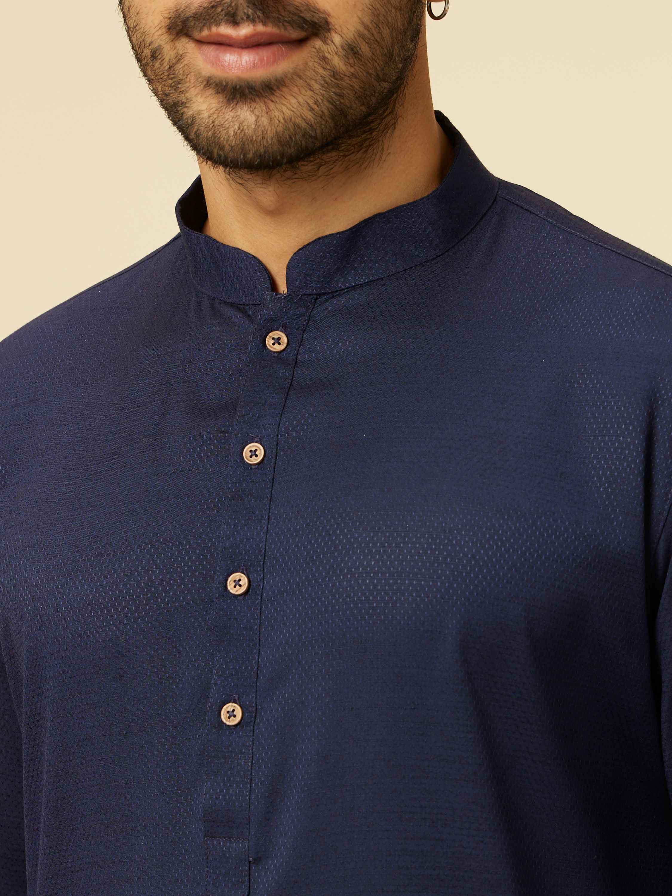 Manyavar Men Blue Jacquard Plain Design Kurta