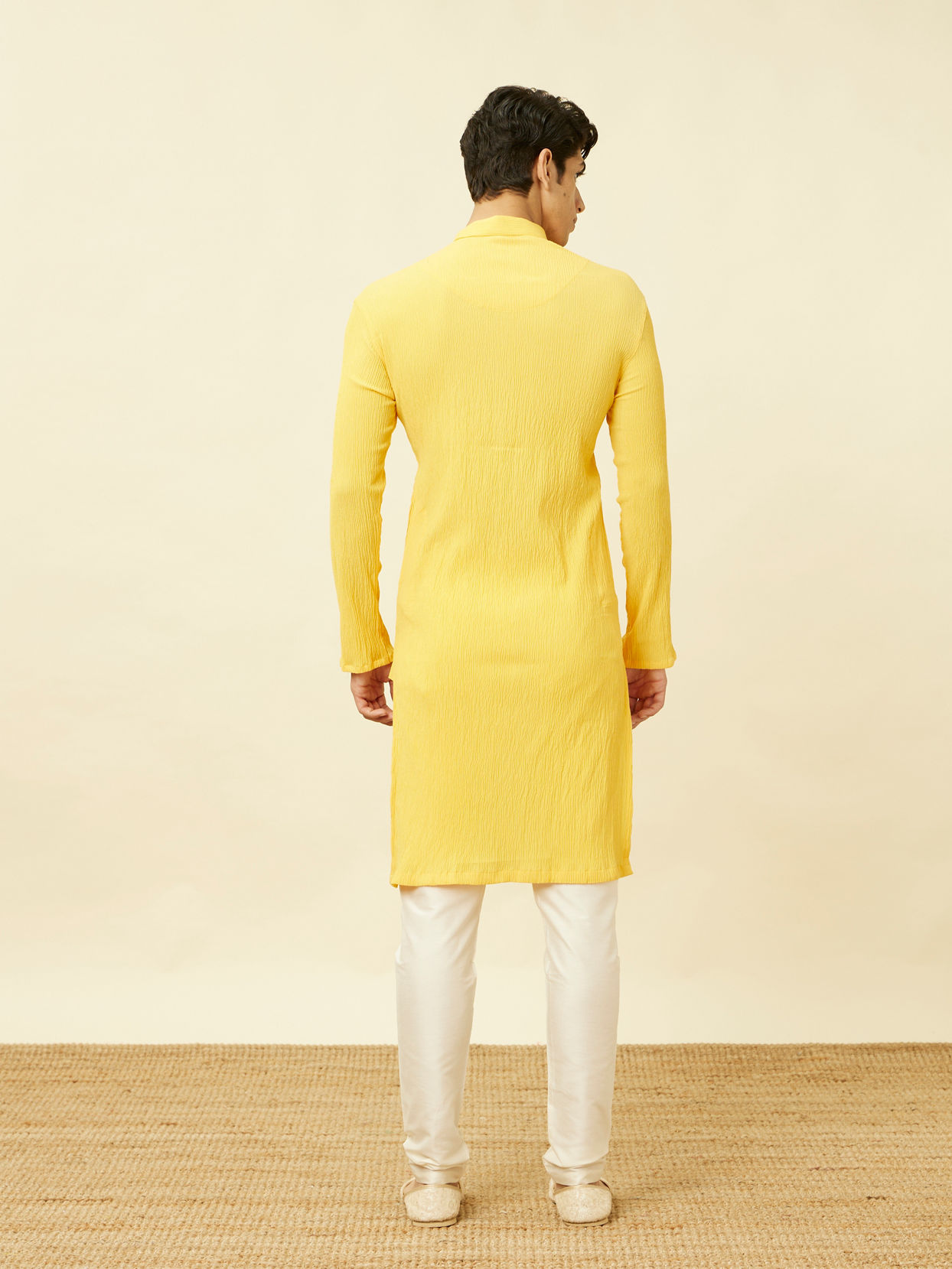 alt message - Manyavar Men Summer Daffodil Yellow Half Placket Kurta image number 4