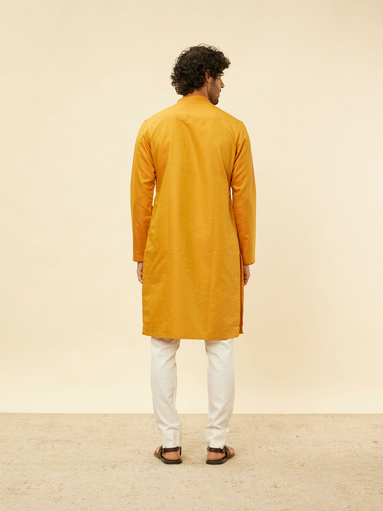 Mustard Yellow Contrast Piping Kurta image number 4